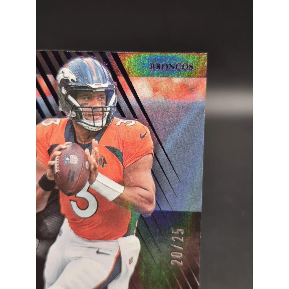 2023 Panini Limited Russell Wilson #32 Amethyst Spotlight /25 Broncos Seahawks